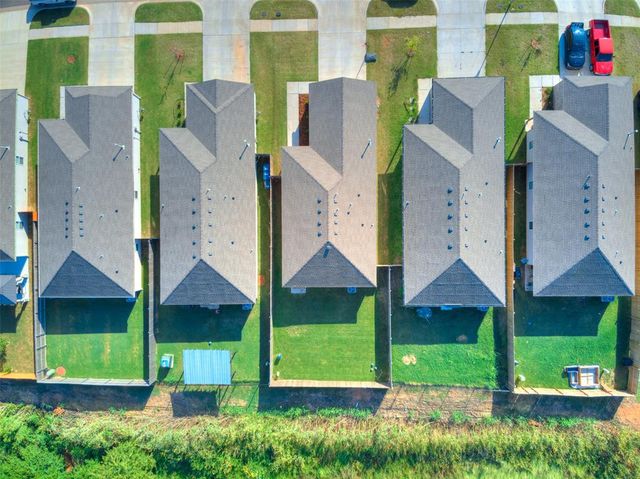 11701 Annette Drive, Yukon, OK 73099