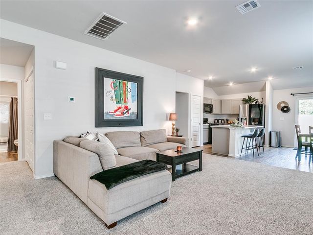 11701 Annette Drive, Yukon, OK 73099