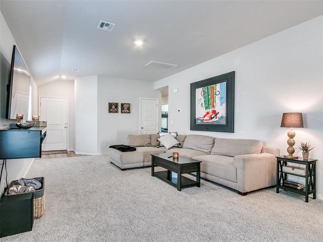 11701 Annette Drive, Yukon, OK 73099