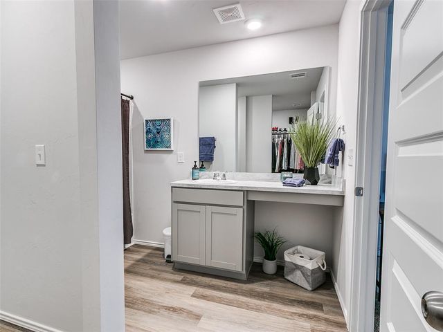 11701 Annette Drive, Yukon, OK 73099