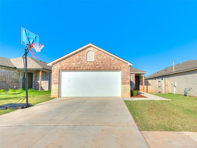 11701 Annette Drive, Yukon, OK 73099