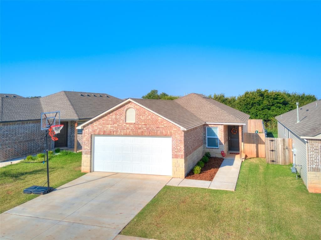 11701 Annette Drive, Yukon, OK 73099