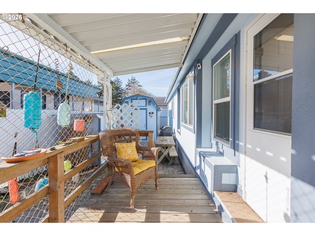 6845 GLENEDEN BEACH Loop, Gleneden Beach, OR 97388