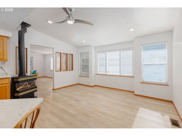 6845 GLENEDEN BEACH Loop, Gleneden Beach, OR 97388