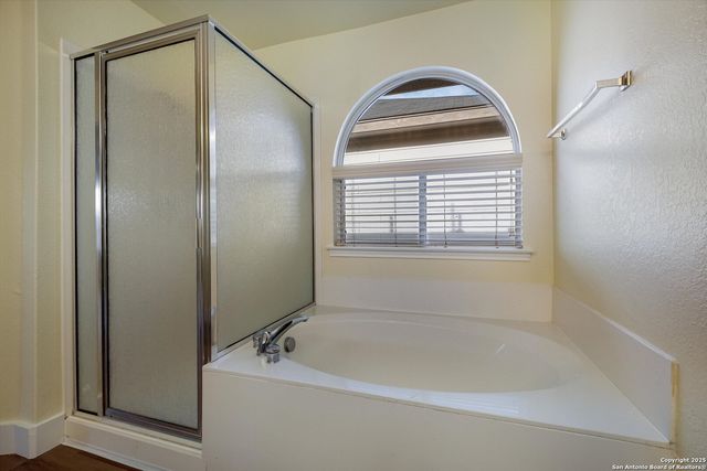 8926 Firebaugh, Helotes, TX 78023