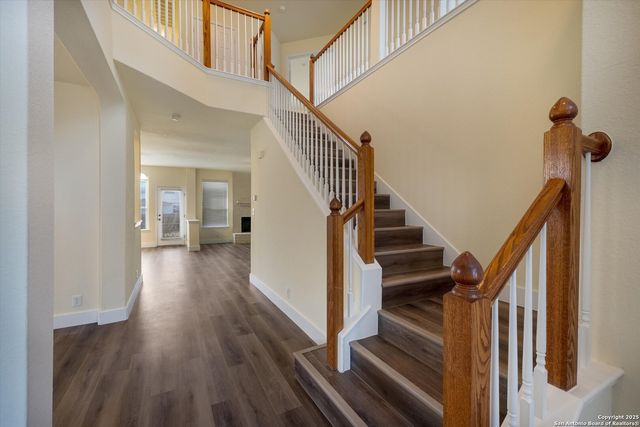 8926 Firebaugh, Helotes, TX 78023