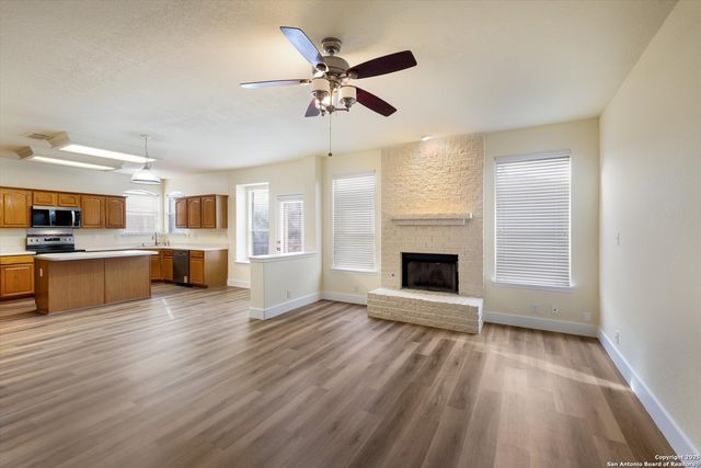 8926 Firebaugh, Helotes, TX 78023