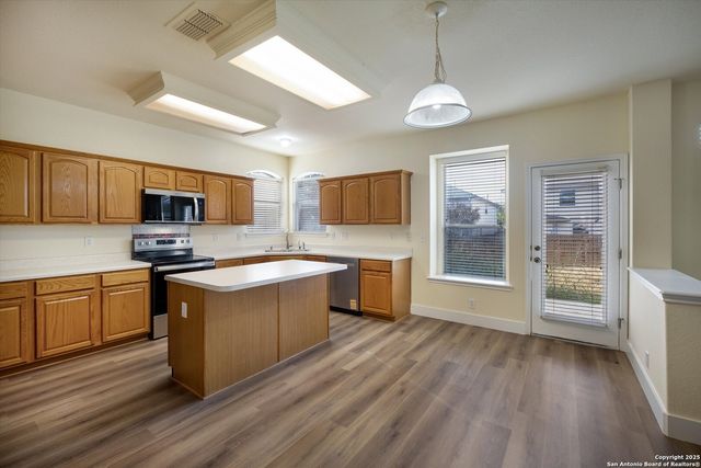 8926 Firebaugh, Helotes, TX 78023