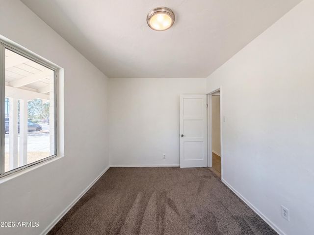 2042 W PASADENA Avenue, Phoenix, AZ 85015