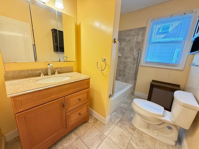 37 Leach Street 2, Salem, MA 01970