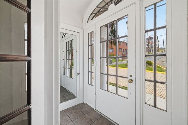 1625 Kelton Ave, Dormont, PA 15216