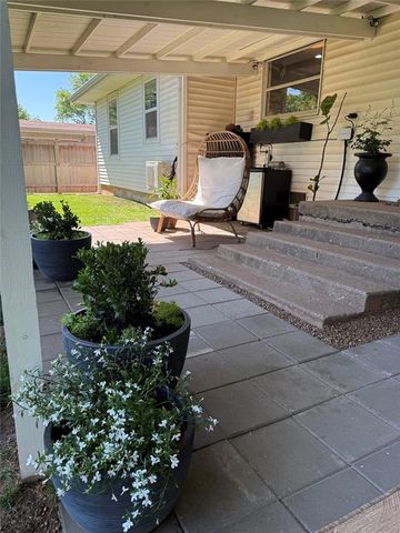 2011 W 10th Avenue, Stillwater, OK 74074