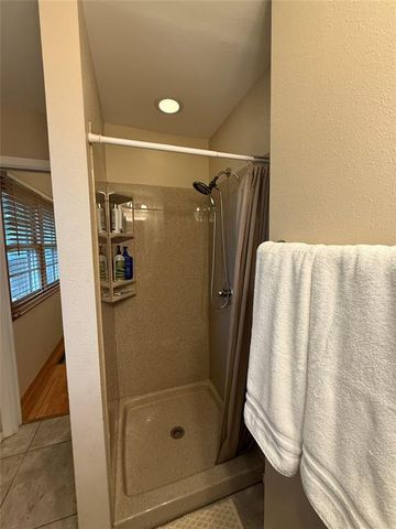 2011 W 10th Avenue, Stillwater, OK 74074