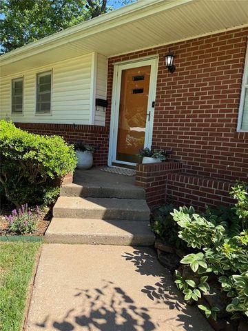 2011 W 10th Avenue, Stillwater, OK 74074