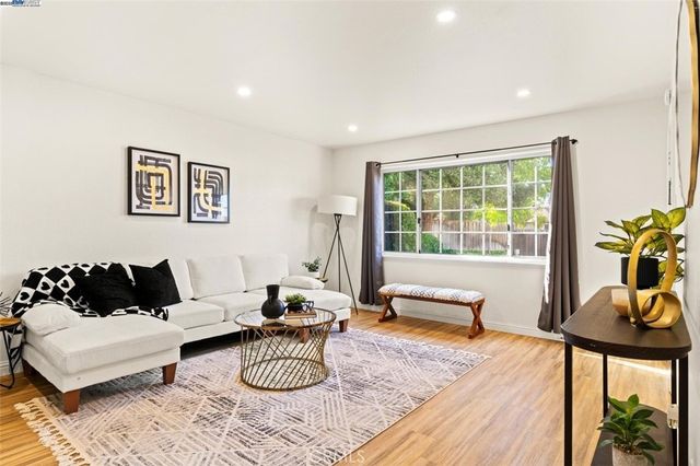 20852 Baker, Castro Valley, CA 94546