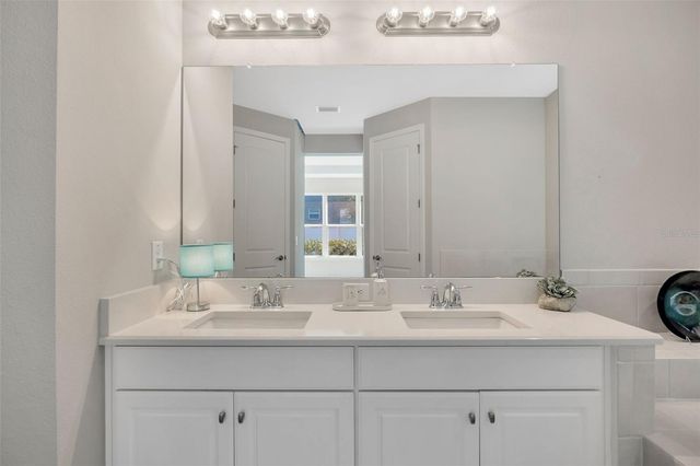 29774 CHAPEL CHASE DRIVE, Wesley Chapel, FL 33545