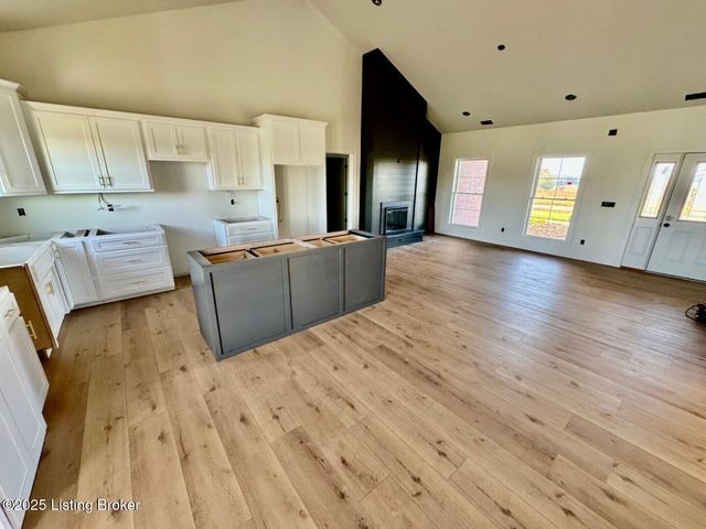 35 Mary Todd Dr, Springfield, KY 40069