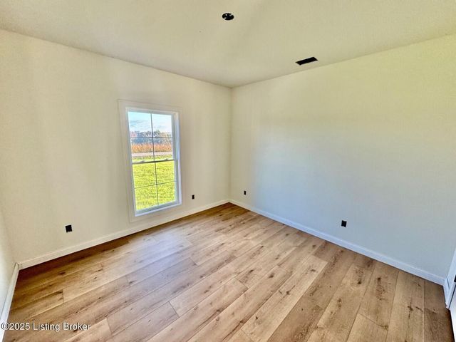 35 Mary Todd Dr, Springfield, KY 40069