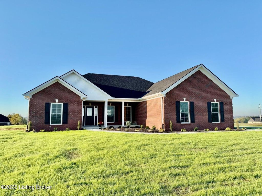 35 Mary Todd Dr, Springfield, KY 40069