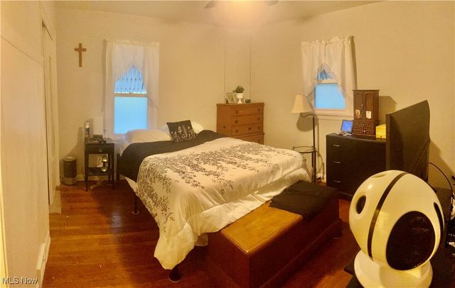 710 Clearview Avenue, Akron, OH 44314