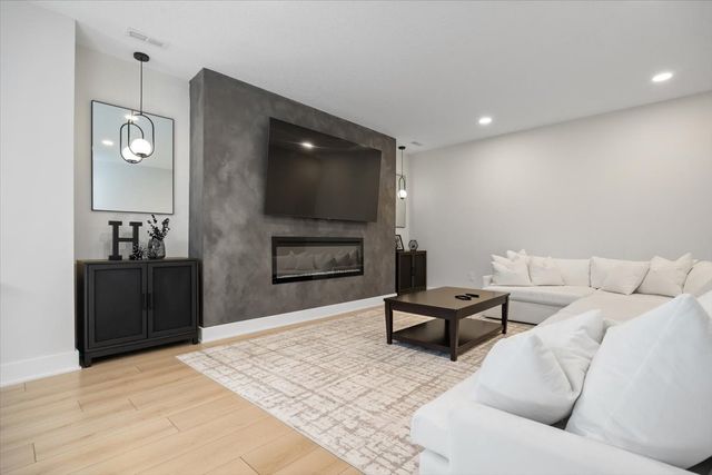 336 W High Road, Norwalk, IA 50211