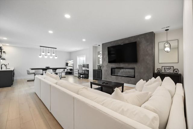 336 W High Road, Norwalk, IA 50211