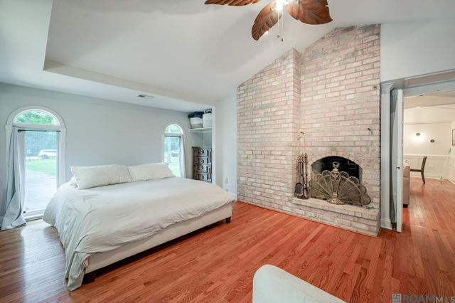 26237 Crown Dr, Ponchatoula, LA 70454