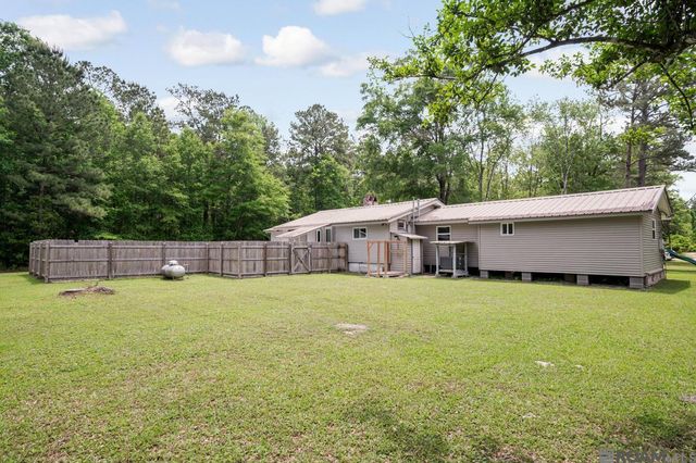 26237 Crown Dr, Ponchatoula, LA 70454