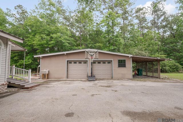 26237 Crown Dr, Ponchatoula, LA 70454