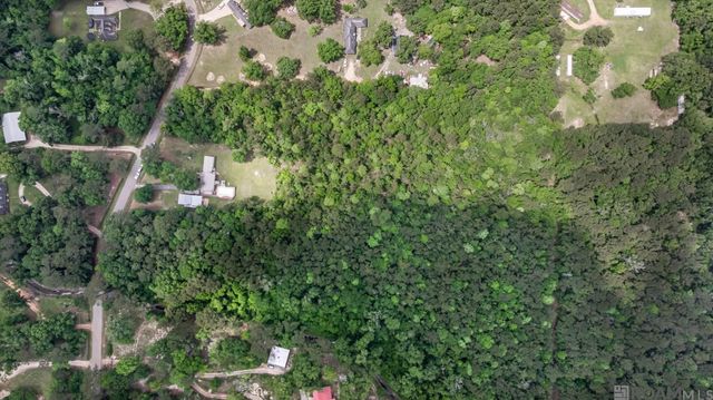 26237 Crown Dr, Ponchatoula, LA 70454