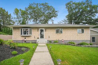 72 Providence Avenue, Shelton, CT 06484