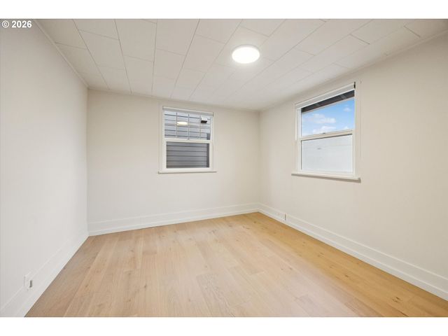 4834 Ne 9TH Ave 4834, Portland, OR 97211