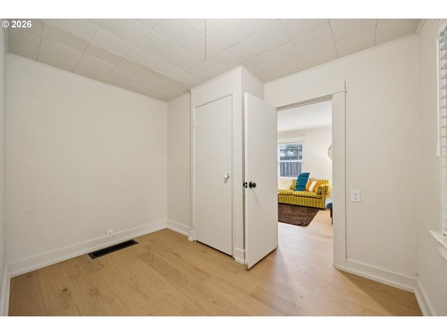 4834 Ne 9TH Ave 4834, Portland, OR 97211