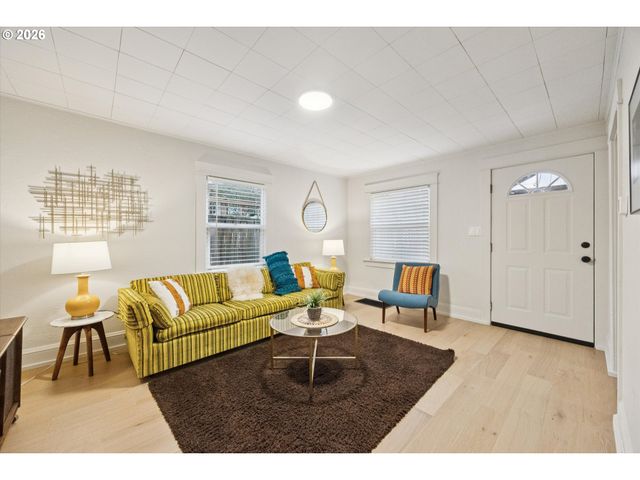 4834 Ne 9TH Ave 4834, Portland, OR 97211