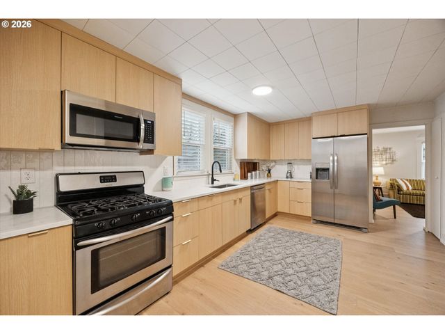 4834 Ne 9TH Ave 4834, Portland, OR 97211