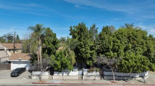 11667 Burbank, North Hollywood, CA 91601