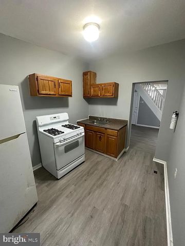 828 ROMANA GONZALEZ ST, Camden, NJ 08103