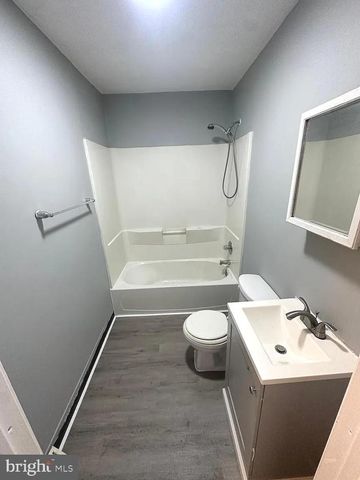 828 ROMANA GONZALEZ ST, Camden, NJ 08103