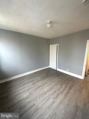 828 ROMANA GONZALEZ ST, Camden, NJ 08103