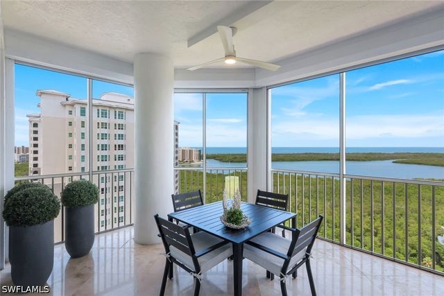 275 Indies WAY 1503, Naples, FL 34110