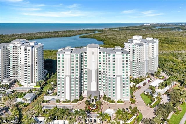 275 Indies WAY 1503, Naples, FL 34110