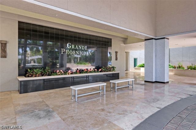 275 Indies WAY 1503, Naples, FL 34110