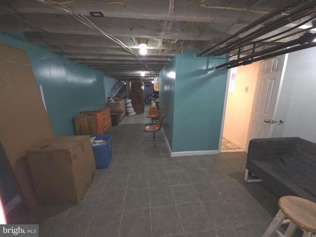 6713 N 15TH ST, Philadelphia, PA 19126