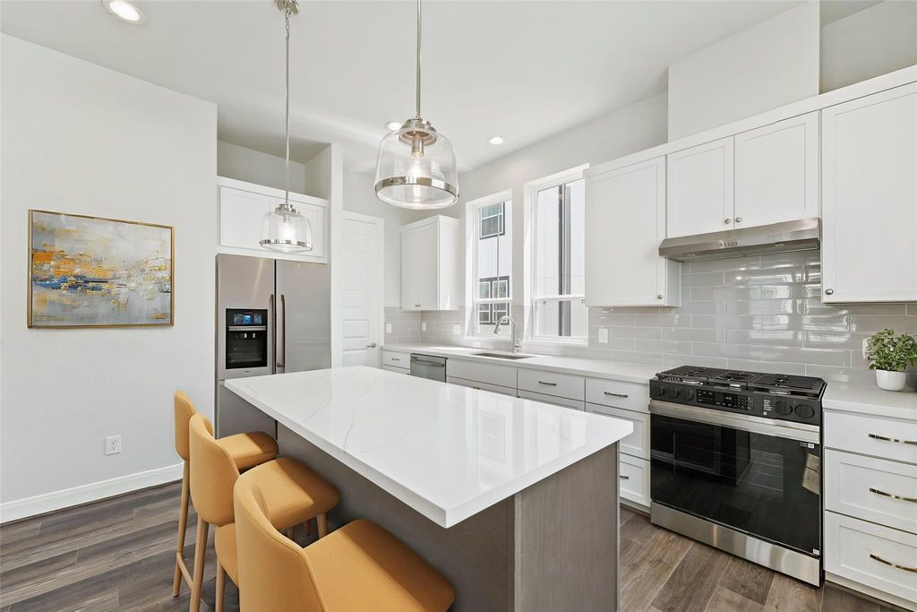 2708 Grand Fountains Drive F, Houston, TX 77054