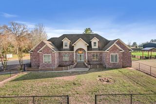 776 County Road 68, Dothan, AL 36305