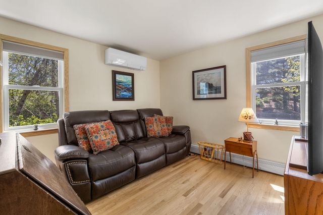 27 Blueberry Avenue, Provincetown, MA 02657