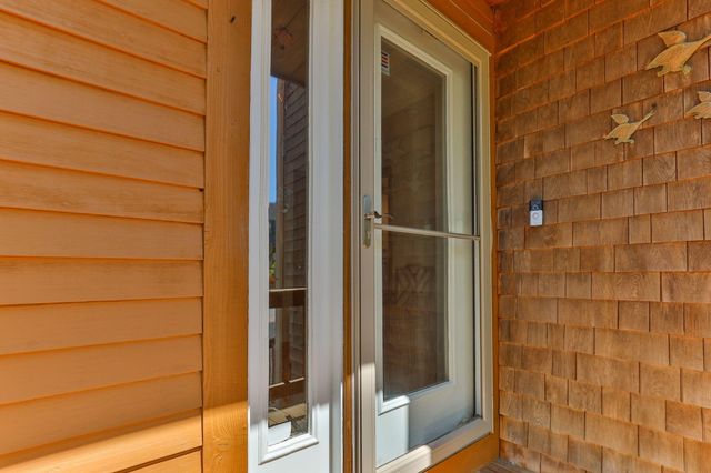 27 Blueberry Avenue, Provincetown, MA 02657