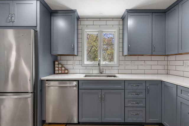 27 Blueberry Avenue, Provincetown, MA 02657