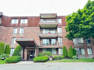 1006 Paradise Rd 4PN, Swampscott, MA 01907
