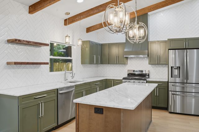 6384 Sc 162, Hollywood, SC 29449
